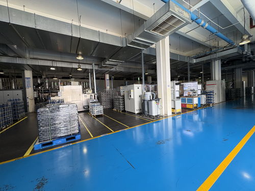 實(shí)探智元機(jī)器人落地工廠 三小時(shí)搬800箱，教育科技助力打通最后一百米